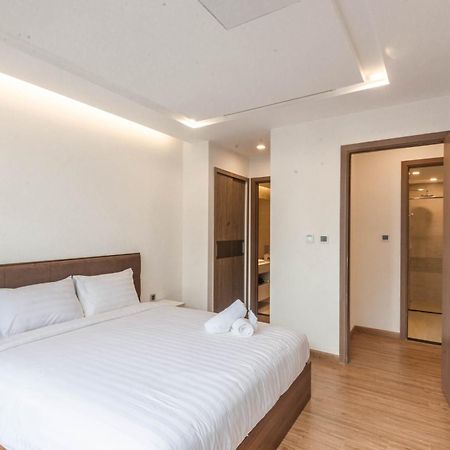 Luxury Serviced Apartment Vinhomes Metropolis Premium 河内 外观 照片