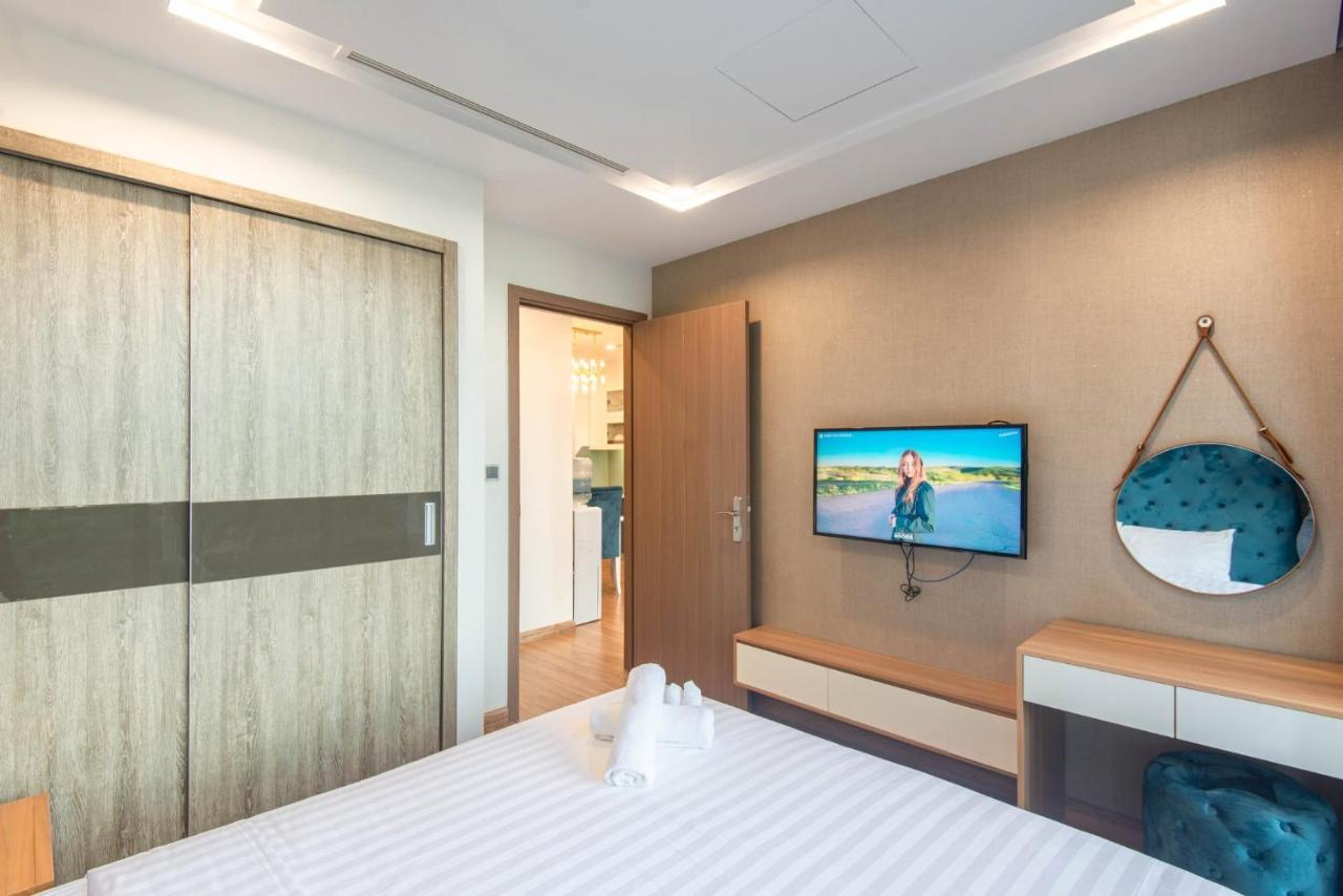 Luxury Serviced Apartment Vinhomes Metropolis Premium 河内 外观 照片