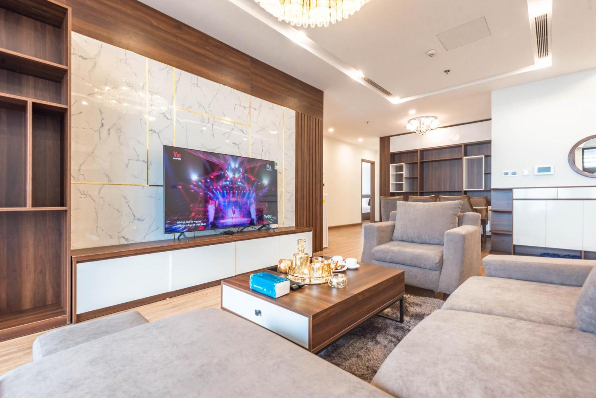 Luxury Serviced Apartment Vinhomes Metropolis Premium 河内 外观 照片