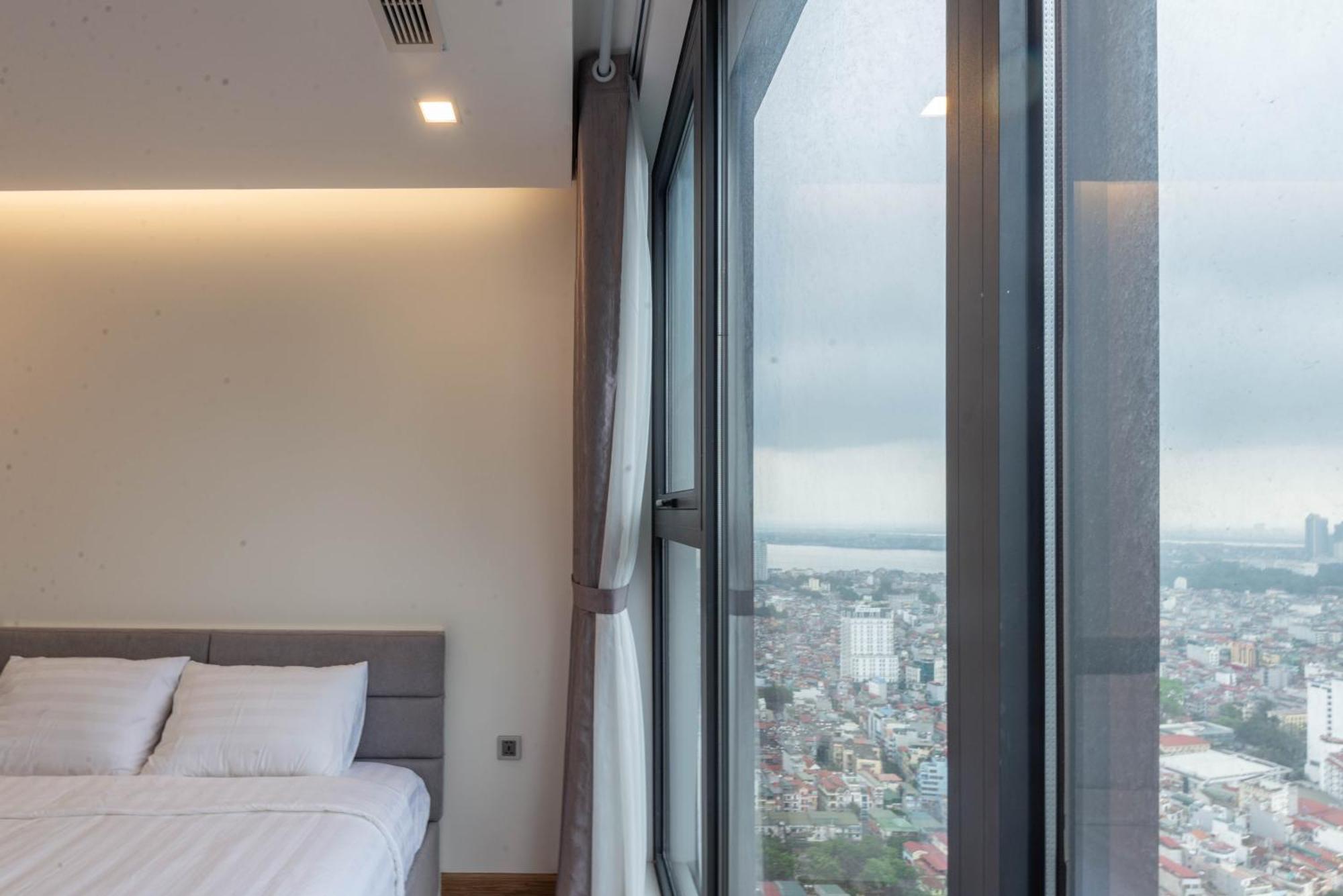 Luxury Serviced Apartment Vinhomes Metropolis Premium 河内 外观 照片