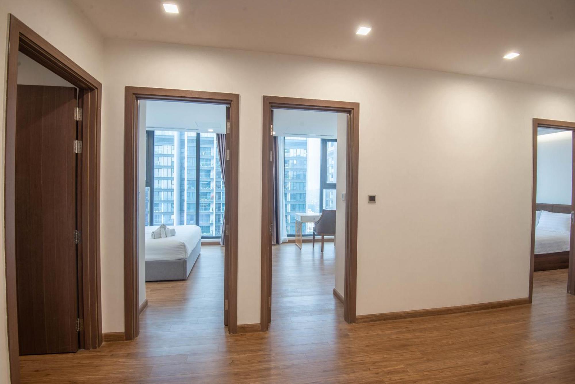 Luxury Serviced Apartment Vinhomes Metropolis Premium 河内 外观 照片